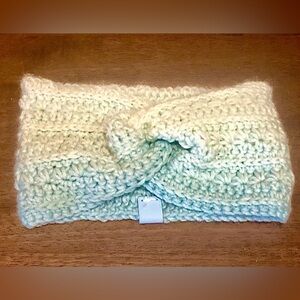 BRAND NEW Handmade Crochet Icy Blue Ombré Twist Headband Ear Warmer